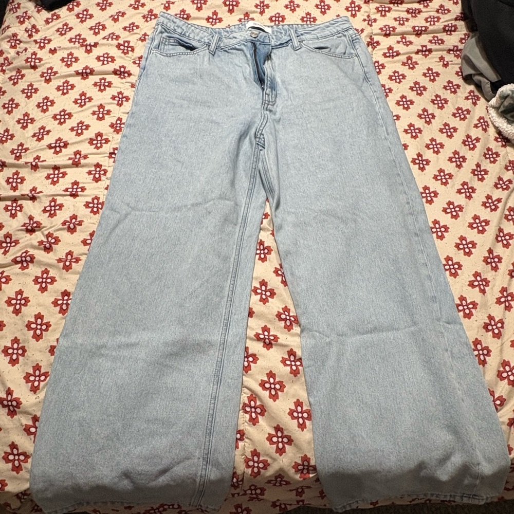 Zenana Outfitters Light Blue high rise wide leg Jeans